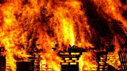 Оралда жатақханадан шыққан өрт бір адамның өмірін жалмады