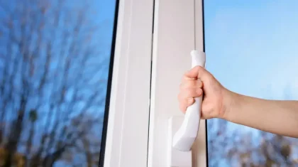 Қостанайда 15 жастағы қыз терезеден құлап көз жұмды