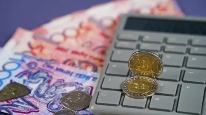 Қазақстанда «кредиттік кедейлік» күшейіп барады: халық табысы өспесе де, банктер рекорд пайда тауып отыр