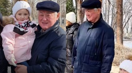 «Сөзіне емес, ісіне қарап еске алады»: Бердібек Сапарбаевтың келіні әсерлі жазба жариялады (ВИДЕО)