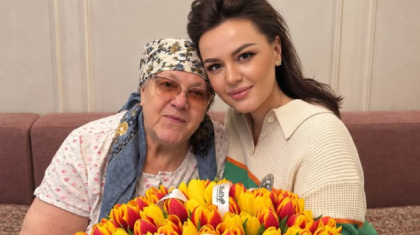 «Мәңгілік сағынышым»: Анна Данченко марқұм анасына жазба арнап, көпті жылатты