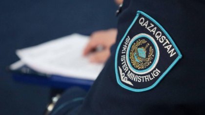 Тірі шақалақты қоқысқа тастаған: Семейде 2 полицей сотталып жатыр