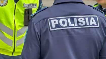 Екеуі де қаза тапты: Астанада әйел 15-қабаттан секіріп, бала жатқан арбаның үстіне құлаған