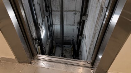 Атырауда лифт құлап, үш адам ауруханаға жеткізілді