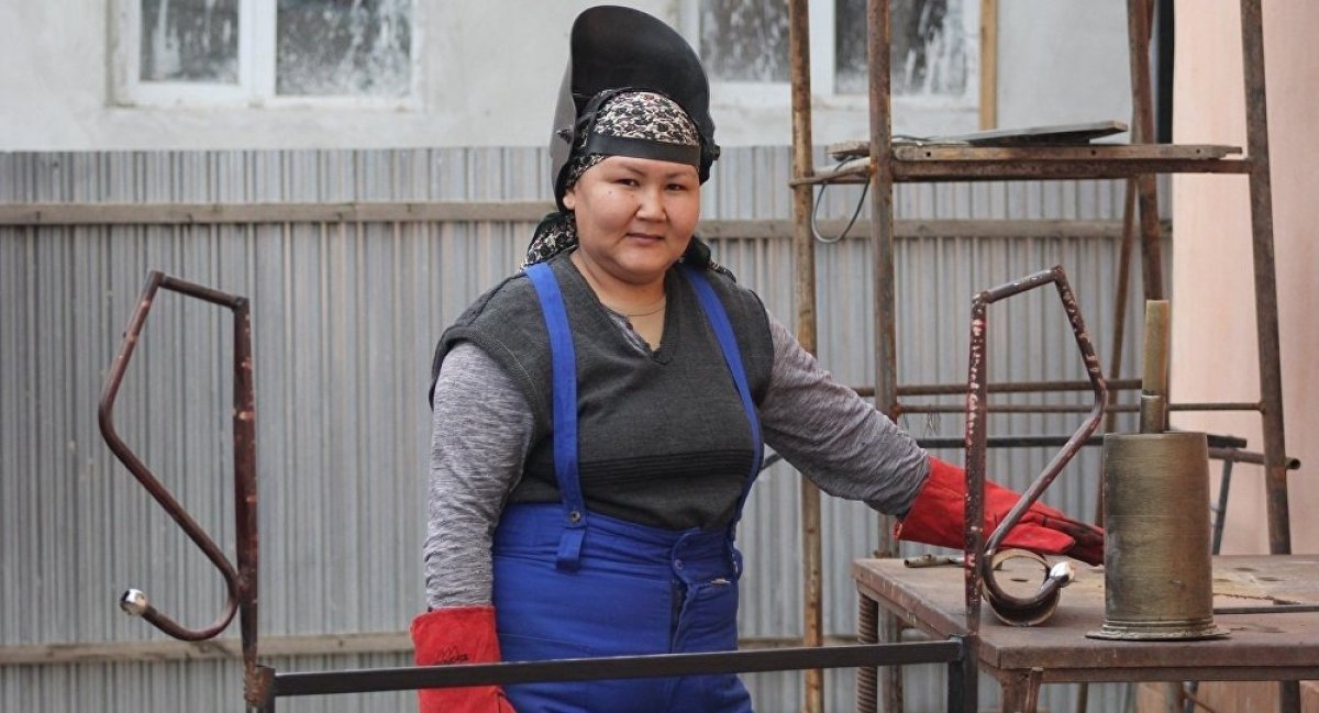 Айжан Исаева