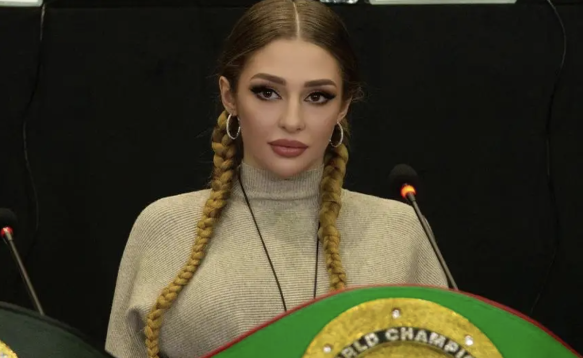 ©instagram.com/angelina_lukas1997/