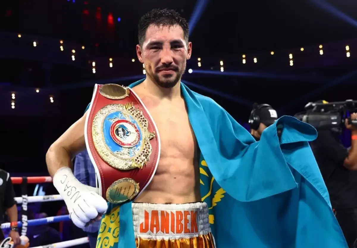 Фото: x.com/NoSmokeBoxing